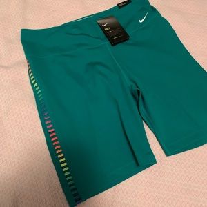 Nike Biker Shorts Rainbow